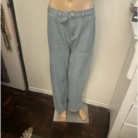 Old Navy Light Blue Straight Leg Jeans - Picture 1 of 5